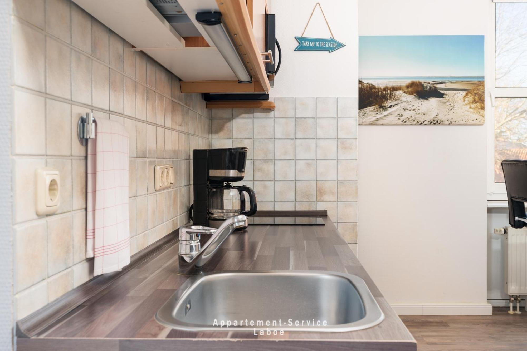 Ferienwohnung Hafenresidenz - Seitlicher Blick über Hafen und Kieler Förde Laboe Exterior foto