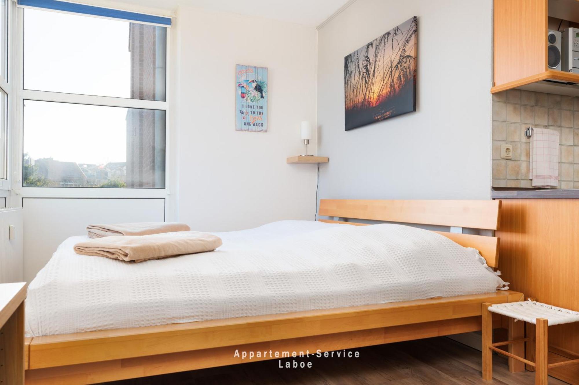 Ferienwohnung Hafenresidenz - Seitlicher Blick über Hafen und Kieler Förde Laboe Exterior foto